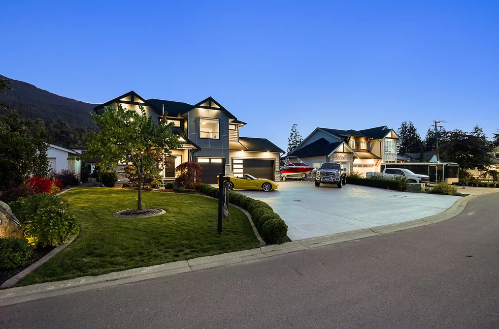 52692 ROSESTONE PLACE, Chilliwack BC V0X 1X1, Chilliwack BC — Residential for Sale - Photo 2