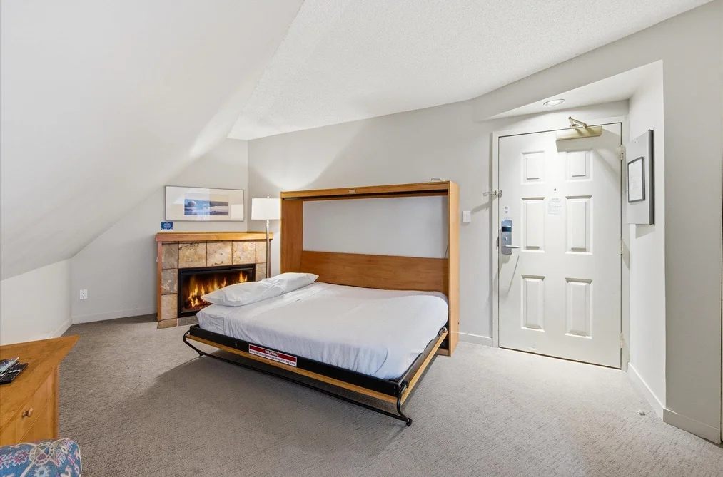 528 4295 BLACKCOMB WAY, Whistler BC V8E 0X2, Whistler BC — Residential for Sale - Photo 2