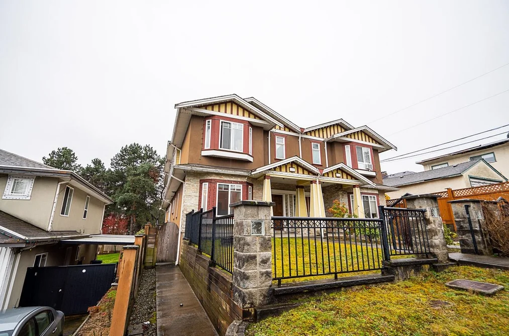 528 SIXTEEN STREET, New Westminster BC V3M 4R3, New Westminster BC — Residential for Sale - Photo 3