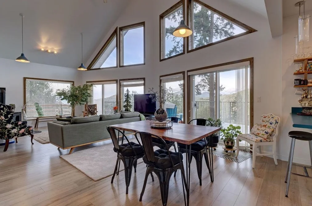 House for sale at 5280 Cecil Hill Road Madeira Park British Columbia - MLS: R3085762