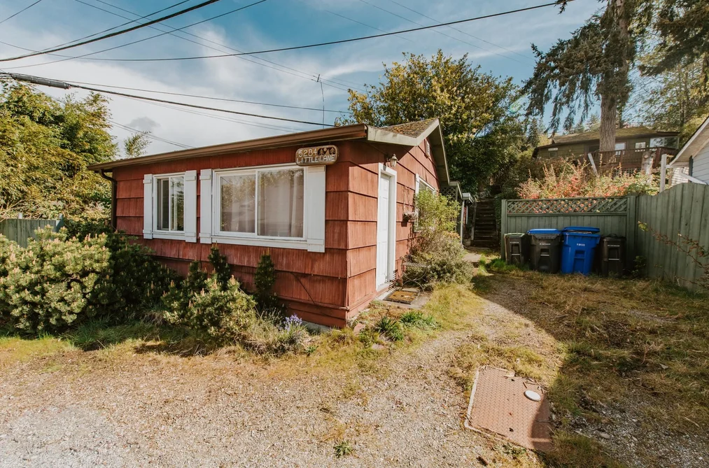 House for sale at 5284 Little Lane Sechelt British Columbia - MLS: R3112499