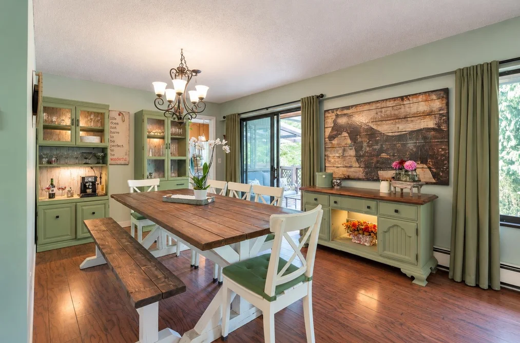 5299 245A Street, Langley, BC - House for Sale - Photo 11 of 40 5299 245A Street, Langley, BC - House for Sale - Photo 11 of 40