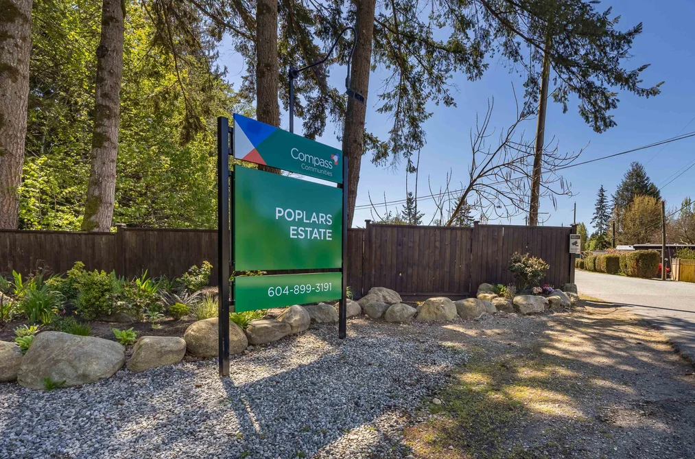 Manufactured Home for sale at 53 1413 Sunshine Coast Highway Gibsons British Columbia - MLS: R3118636