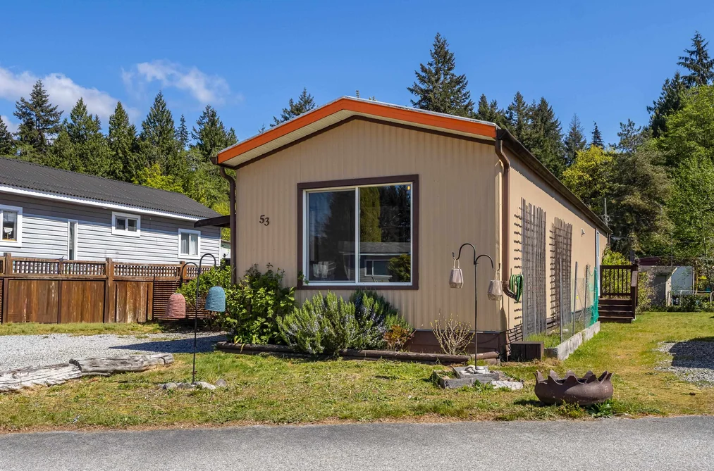 53 1413 SUNSHINE COAST HIGHWAY, Gibsons BC V0N 1V5, Gibsons BC — Residential for Sale - Photo 2