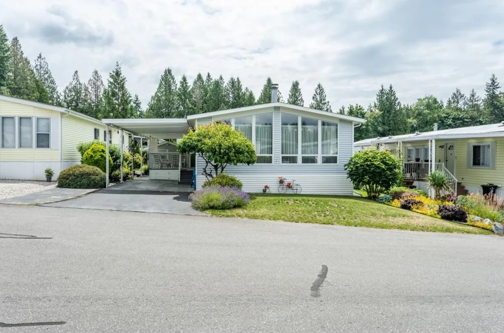 Manufactured Home for sale at 53 2315 198 Street Langley British Columbia - MLS: R3115447