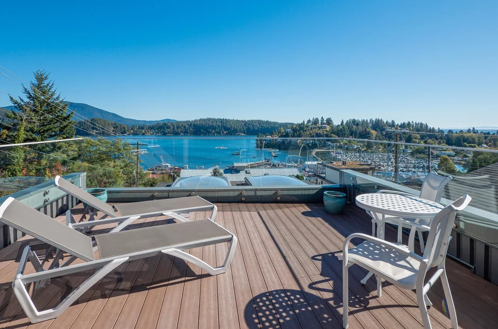 531 S Fletcher Rd, Gibsons, BC - MLS: R3173402