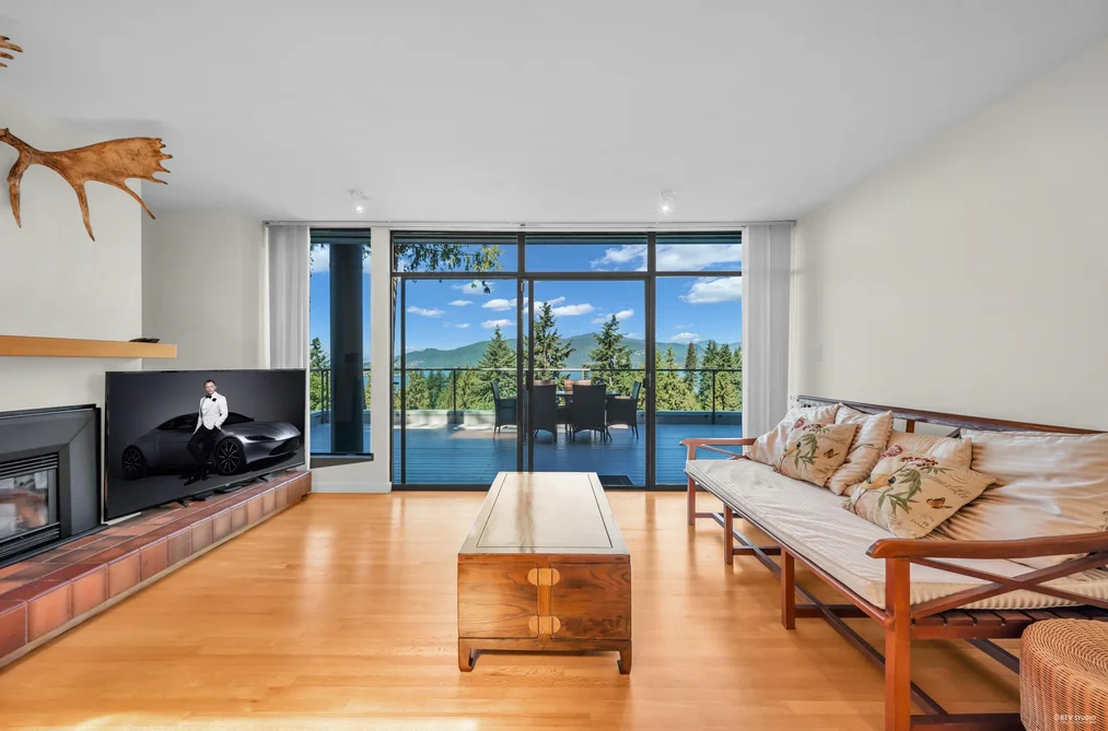 5317 Montiverdi Place, West Vancouver, BC - MLS: R3163086 - Photo 12 5317 Montiverdi Place, West Vancouver, BC - MLS: R3163086 - Photo 12