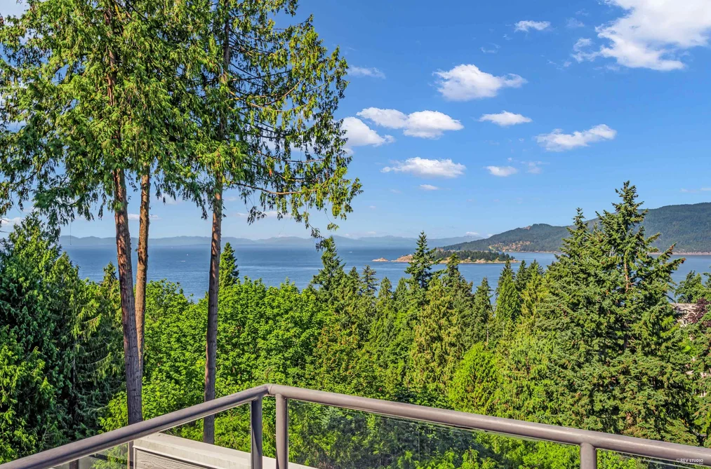 5317 Montiverdi Place, West Vancouver, BC - MLS: R3163086 - Photo 29 5317 Montiverdi Place, West Vancouver, BC - MLS: R3163086 - Photo 29