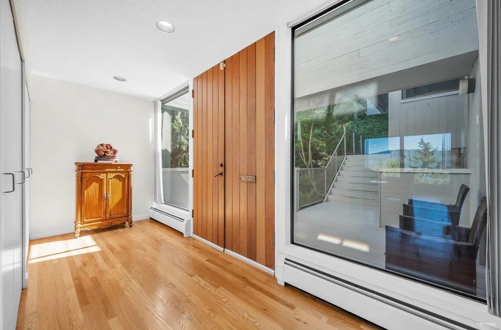 5317 Montiverdi Place, West Vancouver, BC - MLS: R3163086 - Photo 6 5317 Montiverdi Place, West Vancouver, BC - MLS: R3163086 - Photo 6