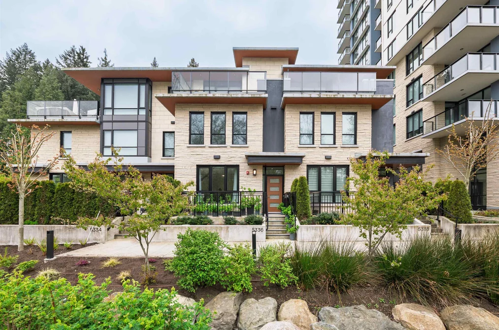 Townhouse for sale at 5336 University Boulevard Vancouver British Columbia - MLS: R3153351