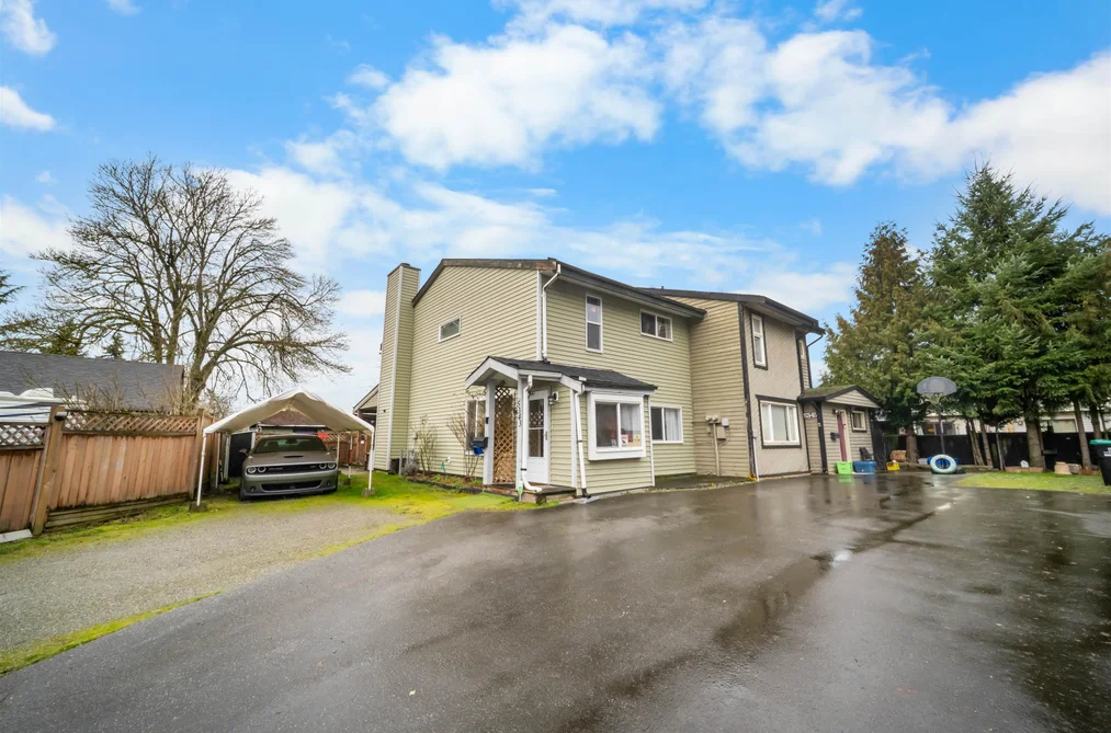 Half Duplex for sale at 5343 199a Street Langley British Columbia - MLS: R3089620