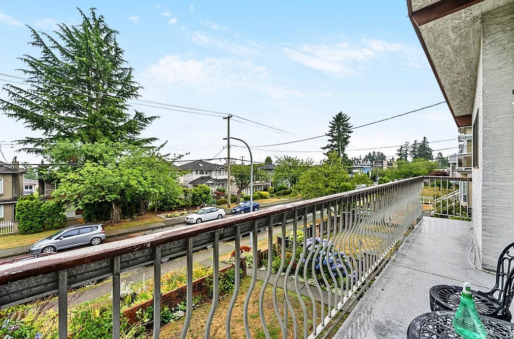 5343 Neville Street, Burnaby, BC - MLS: R3150147 - Photo 6 5343 Neville Street, Burnaby, BC - MLS: R3150147 - Photo 6