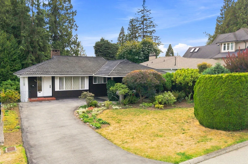 House for sale at 535 Ailsa Avenue Port Moody British Columbia - MLS: R3166592