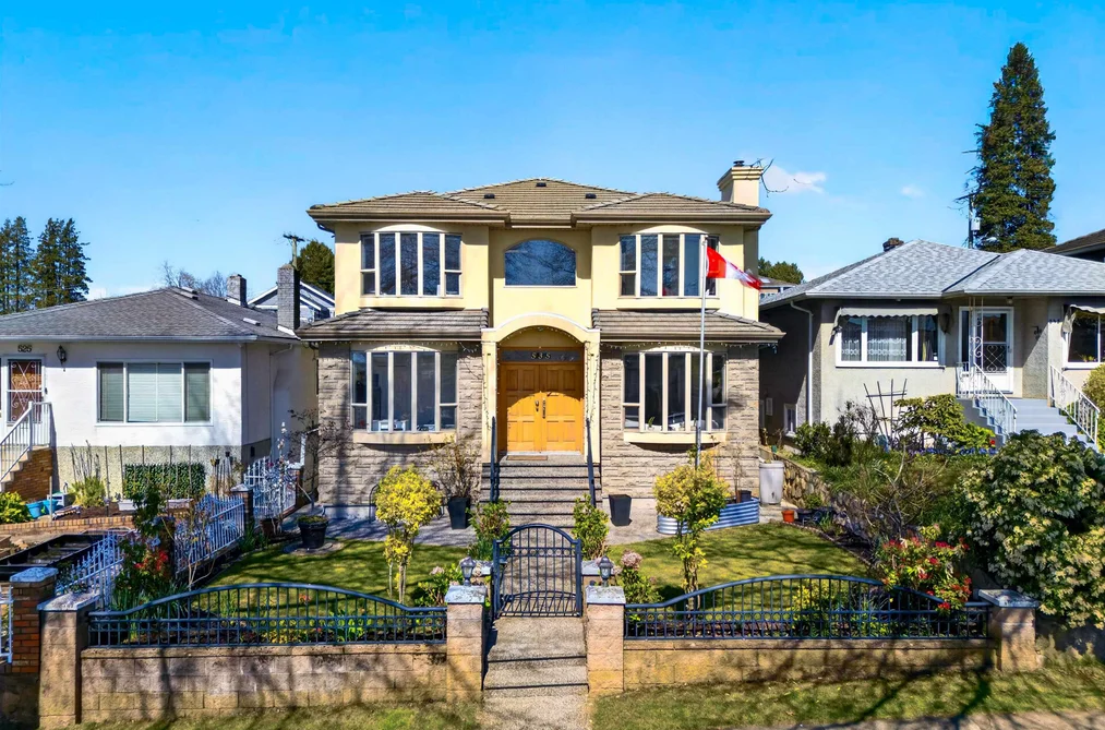 House for sale at 535 E 53rd Avenue Vancouver British Columbia - MLS: R3110925