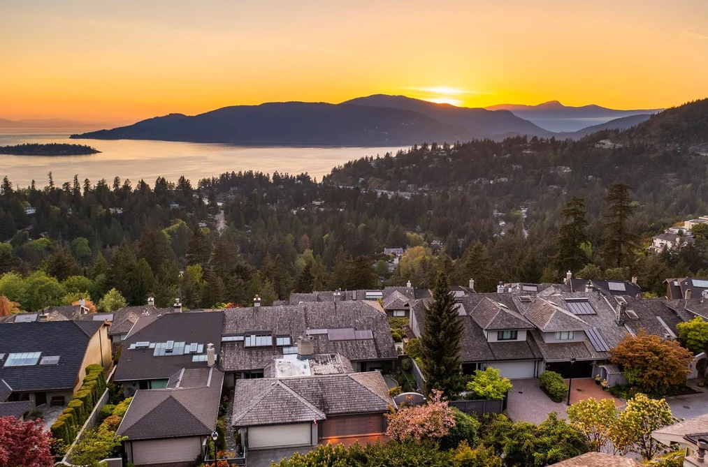 5360 MEADFEILD ROAD, West Vancouver BC V7W 3E5, West Vancouver BC — Residential for Sale - Photo 3