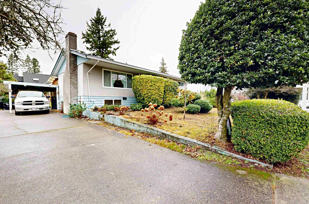 House for sale at 5379 1 Avenue Delta British Columbia - MLS: R3077497