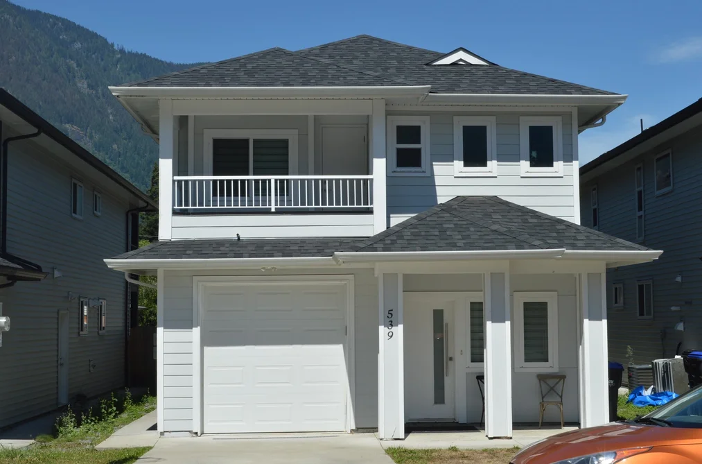 539 DOUGLAS STREET, Hope BC V0X 1L0, Hope BC — Residential for Sale - Photo 3