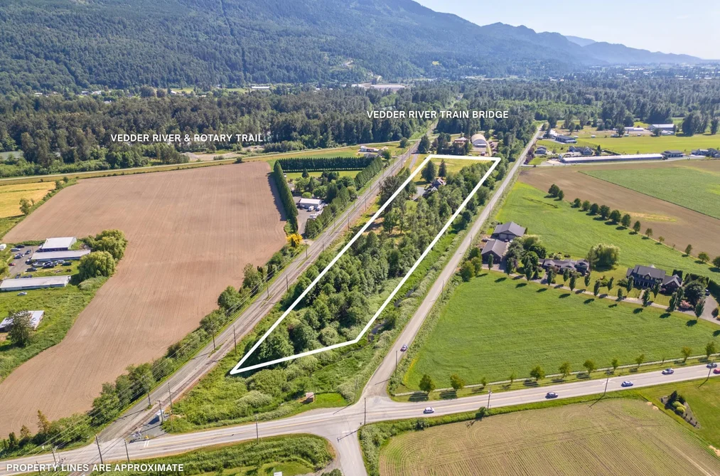 5395 HOOGE ROAD, Sardis - Greendale BC V2R 4B4, Sardis - Greendale BC — Residential for Sale - Photo 2