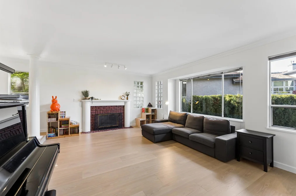 5399 WESTHAVEN WYND, West Vancouver BC V7W 3E8, West Vancouver BC — Residential for Sale - Photo 4