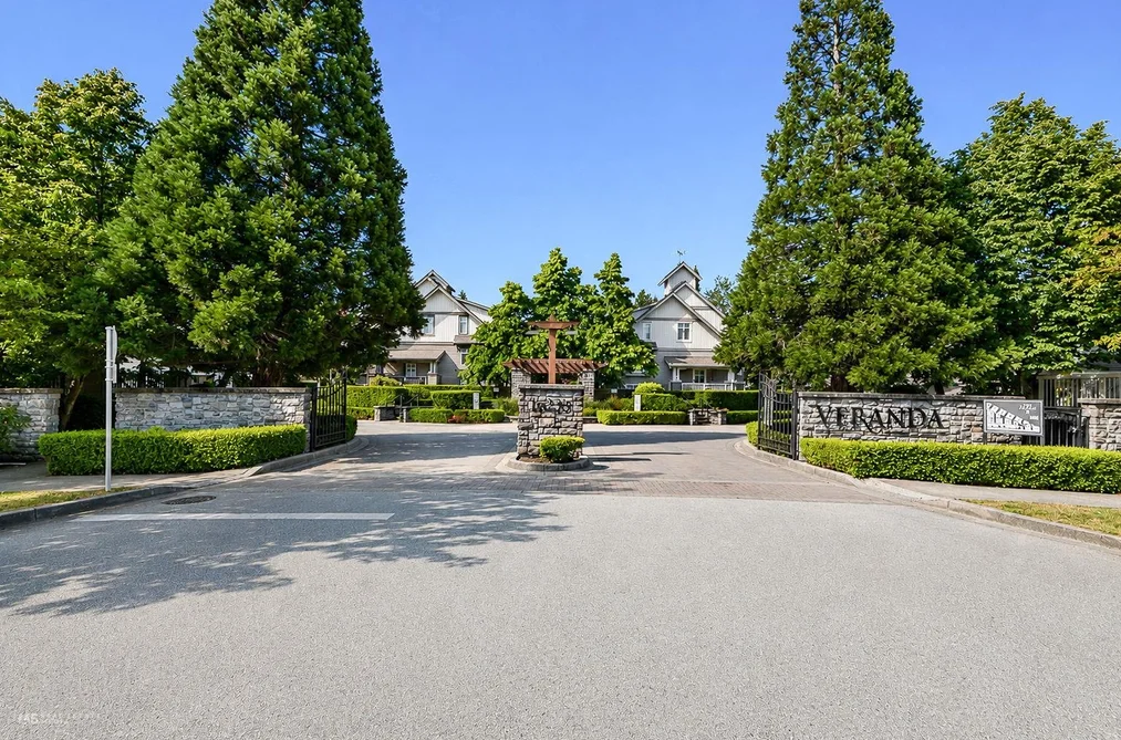 Townhouse for sale at 54 16233 83 Avenue Surrey British Columbia - MLS: R3125583