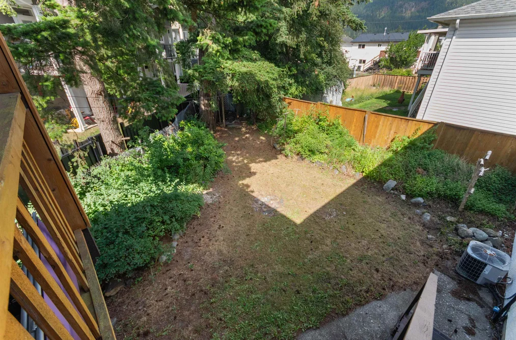 540 5TH AVENUE, Hope BC V0X 1L0, Hope BC — Residential for Sale — Photo 7 of 25
