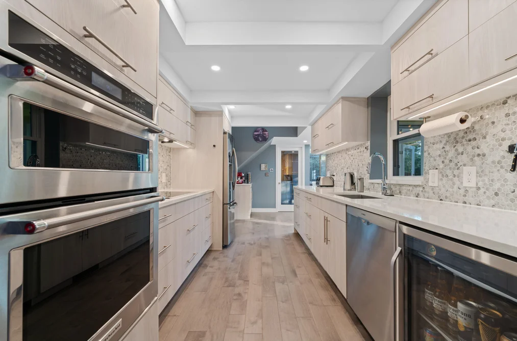 540 EVERGREEN PLACE, North Vancouver BC V7N 2Z2, North Vancouver BC — Residential for Sale - Photo 7