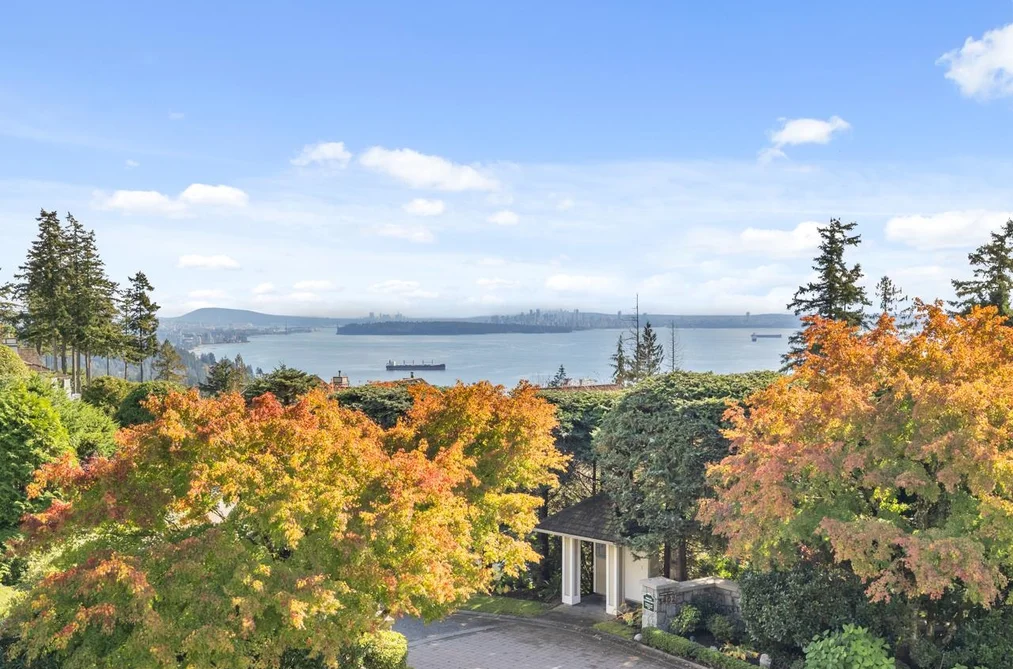 House for sale at 5401 West Vista Court West Vancouver British Columbia - MLS: R3161214
