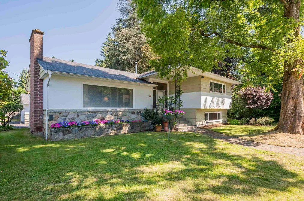 House for sale at 541 Cochrane Avenue Coquitlam British Columbia - MLS: R3090326