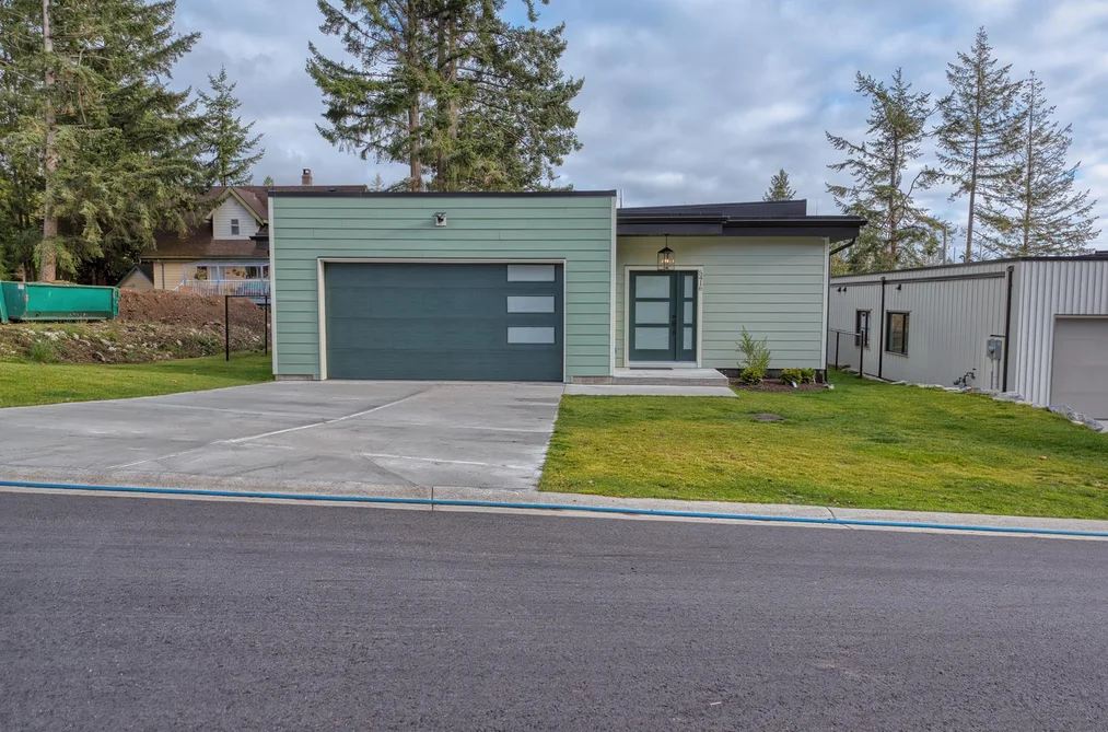 5416 STELLAR WAY, Sechelt BC V7Z 0M1, Sechelt BC — Residential for Sale - Photo 3