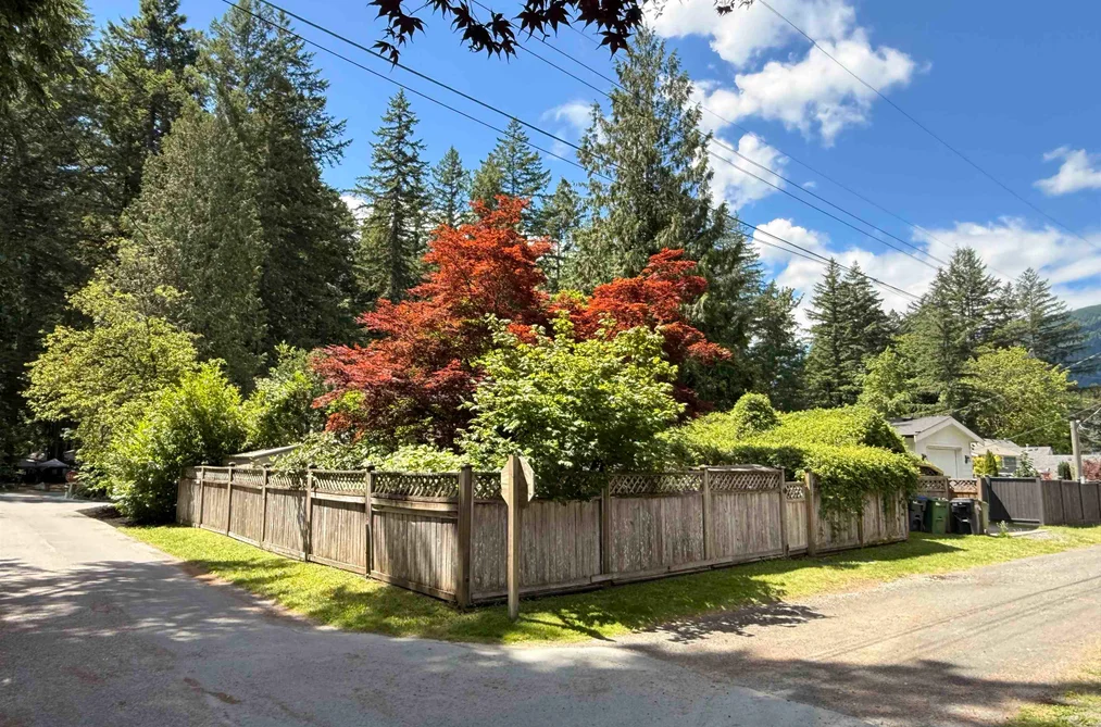 542 PARK DRIVE, Cultus Lake, BC — Residential for Sale — Photo 31 of 37