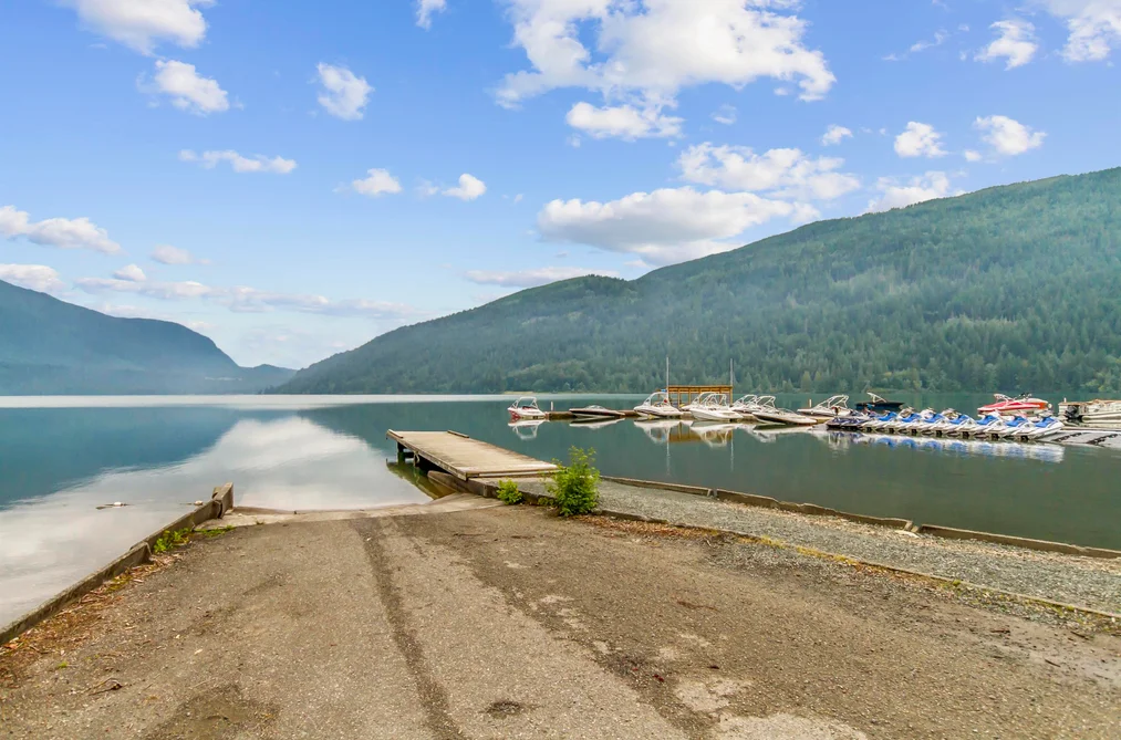 542 PARK DRIVE, Cultus Lake, BC — Residential for Sale — Photo 35 of 37