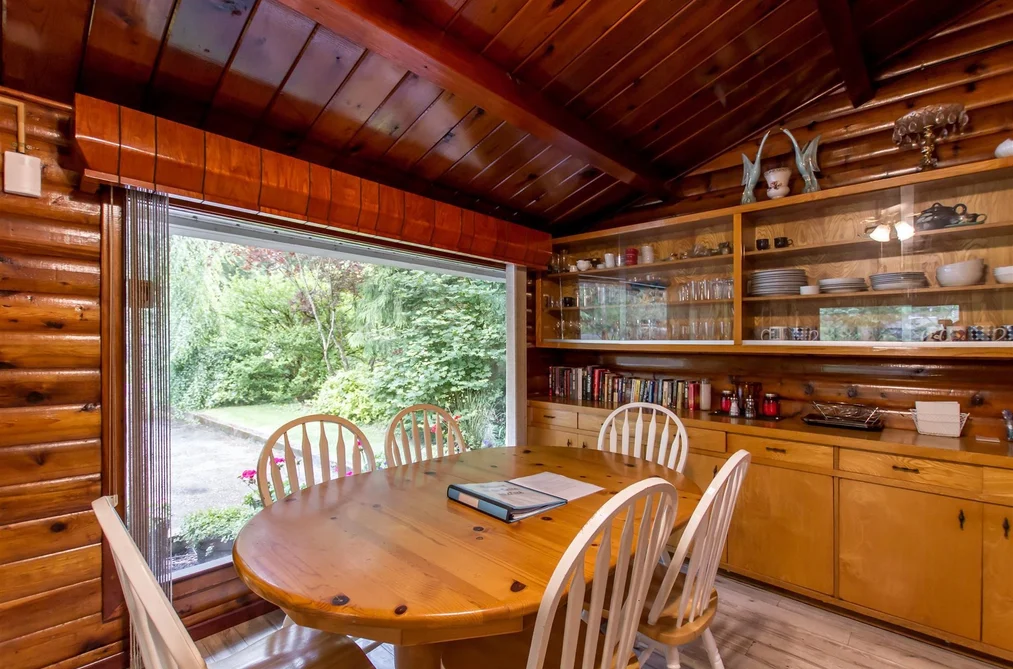 542 PARK DRIVE, Cultus Lake, BC — Residential for Sale — Photo 4 of 37