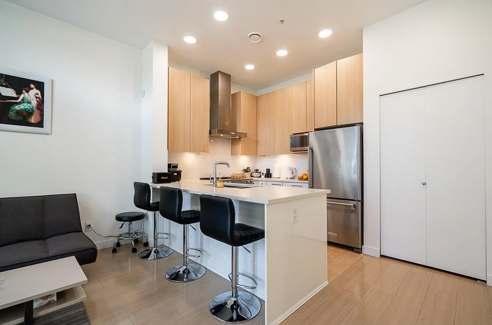 5423 LOUGHEED HIGHWAY, Burnaby BC V5B 0B4, Burnaby BC — Residential for Sale - Photo 7