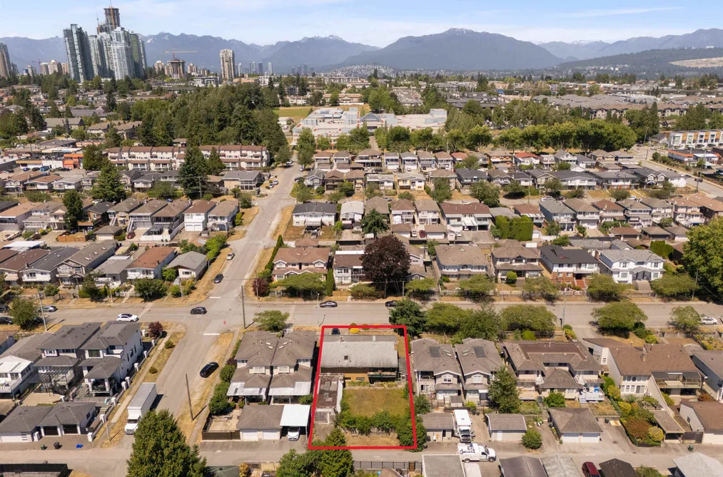5426 CLINTON STREET, Burnaby BC V5J 2L8, Burnaby BC — Residential for Sale — Photo 31 of 33