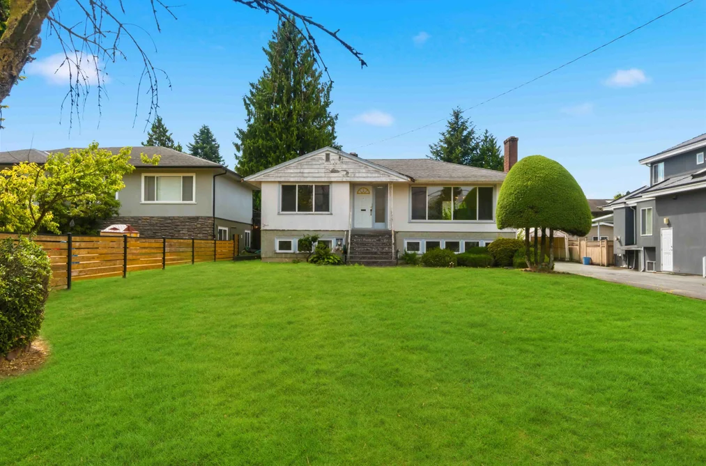 House for sale at 5428 Hardwick Street Burnaby British Columbia - MLS: R3163450