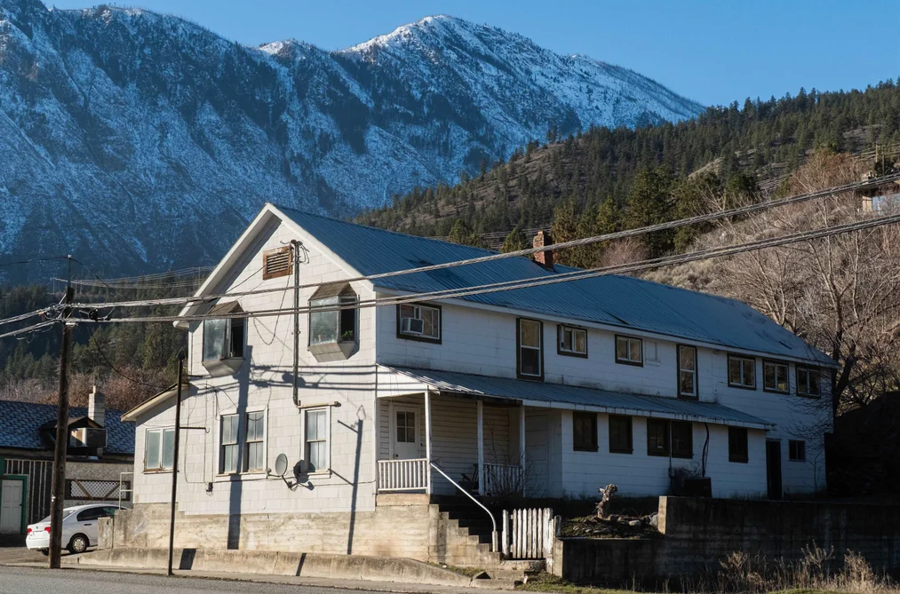 Quadruplex for sale at 545 Main Street Pemberton British Columbia - MLS: R3083652