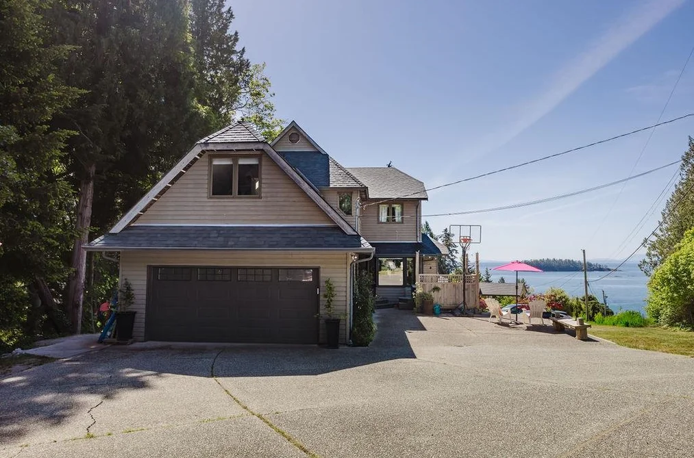 5454 WAKEFIELD ROAD, Sechelt BC V0N 3A8, Sechelt BC — Residential for Sale - Photo 2