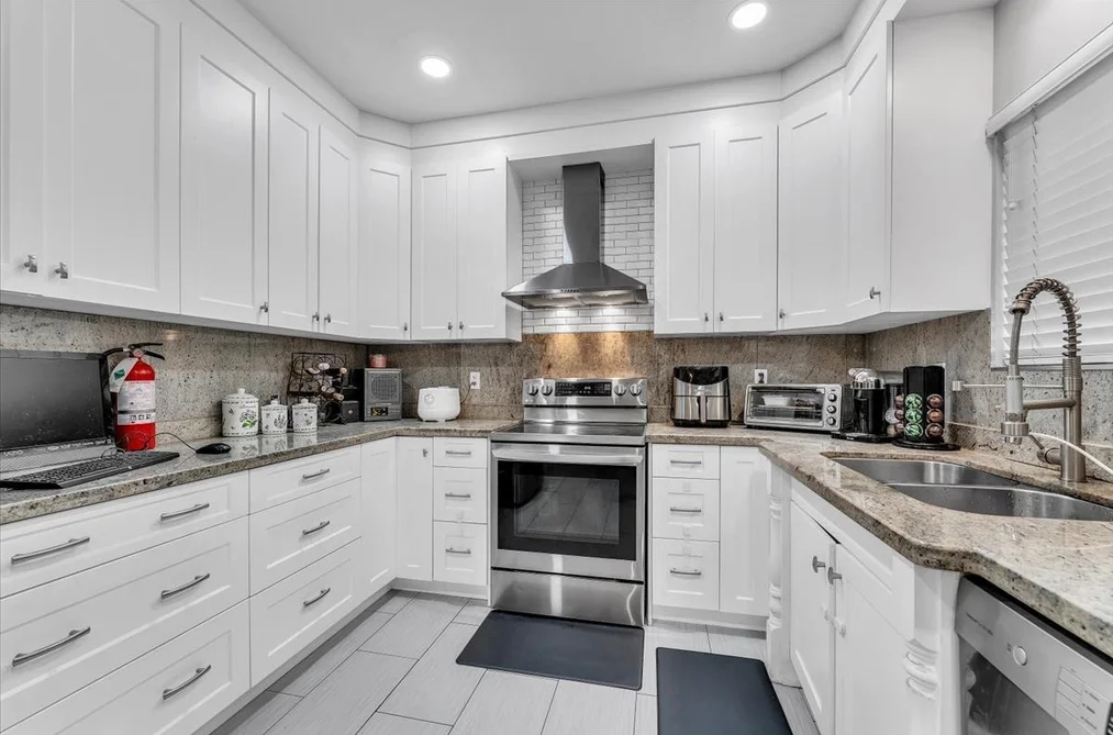 546 E 44TH STREET, Vancouver BC V5W 1W5, Vancouver BC — Residential for Sale — Photo 14 of 31