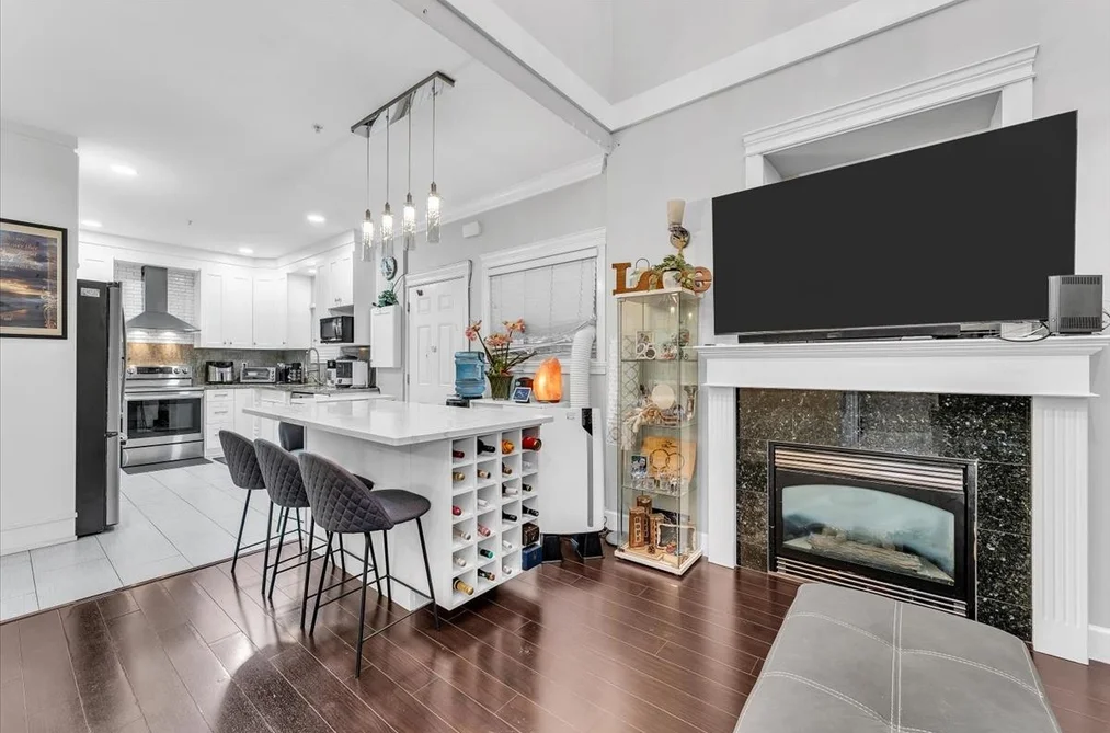 546 E 44TH STREET, Vancouver BC V5W 1W5, Vancouver BC — Residential for Sale — Photo 6 of 31