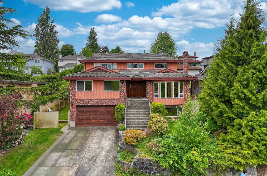 House for sale at 5460 Braelawn Drive Burnaby British Columbia - MLS: R3118091