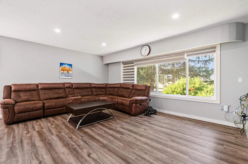 5460 INTERPROVINCIAL HIGHWAY, Abbotsford BC V3G 2P6, Abbotsford BC — Residential for Sale - Photo 5