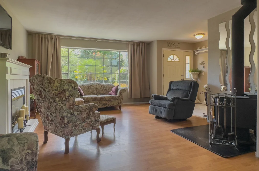 5461 CARNABY PLACE, Sechelt BC V0N 3A7, Sechelt BC — Residential for Sale — Photo 9 of 30