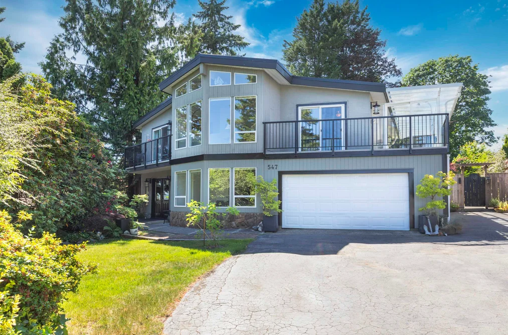 House for sale at 547 Fairway Drive North Vancouver British Columbia - MLS: R3134015