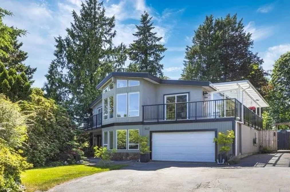 547 FAIRWAY DRIVE, North Vancouver BC V7G 1Z5, North Vancouver BC — Residential for Sale - Photo 2