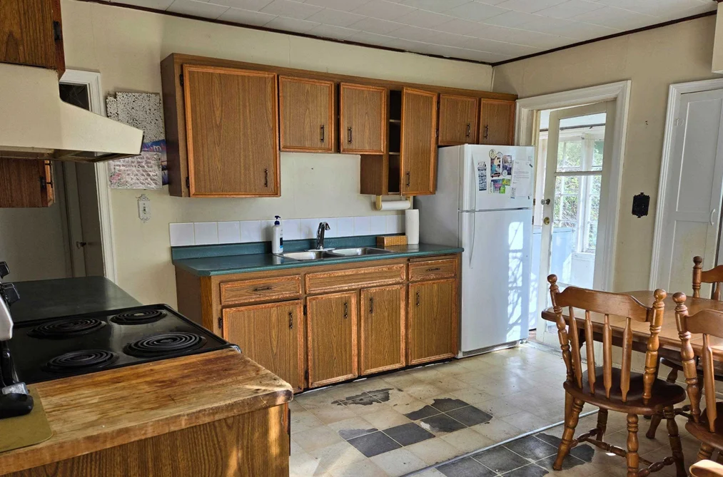547 N FLETCHER ROAD, Gibsons BC V0N 1V0, Gibsons BC — Residential for Sale - Photo 5