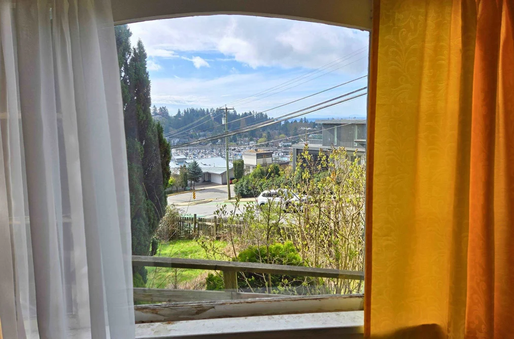 547 N FLETCHER ROAD, Gibsons BC V0N 1V0, Gibsons BC — Residential for Sale - Photo 7