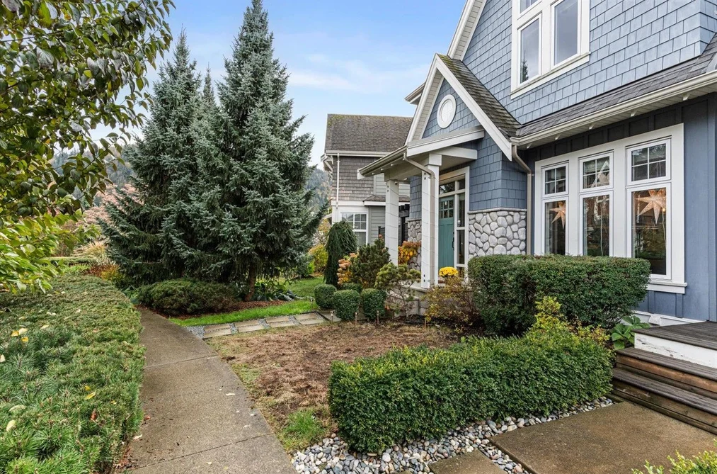 5470 Steelhead Lane, Chilliwack, BC - MLS: R3179884 - Photo 3 5470 Steelhead Lane, Chilliwack, BC - MLS: R3179884 - Photo 3