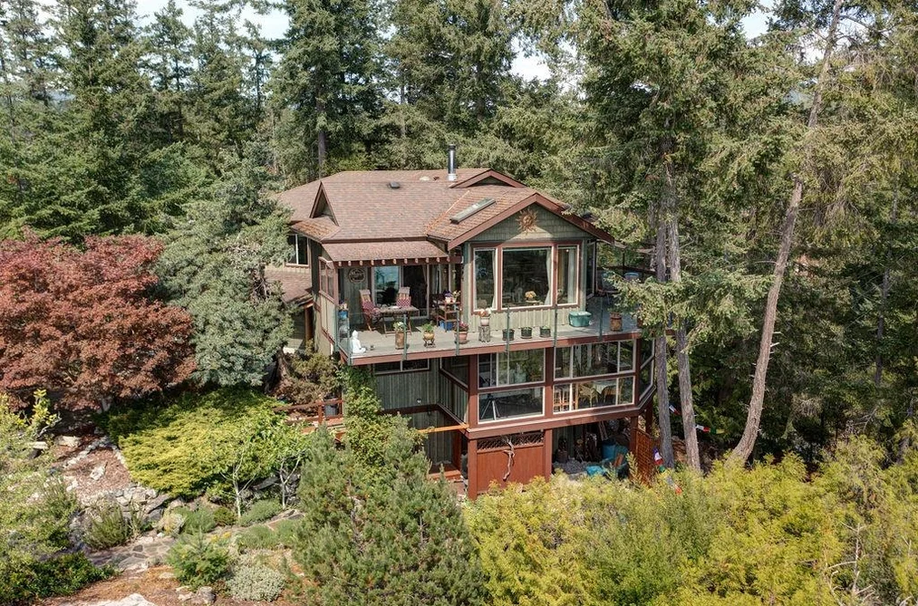 House for sale at 5475 Hydaway Place Halfmoon Bay British Columbia - MLS: R3145775