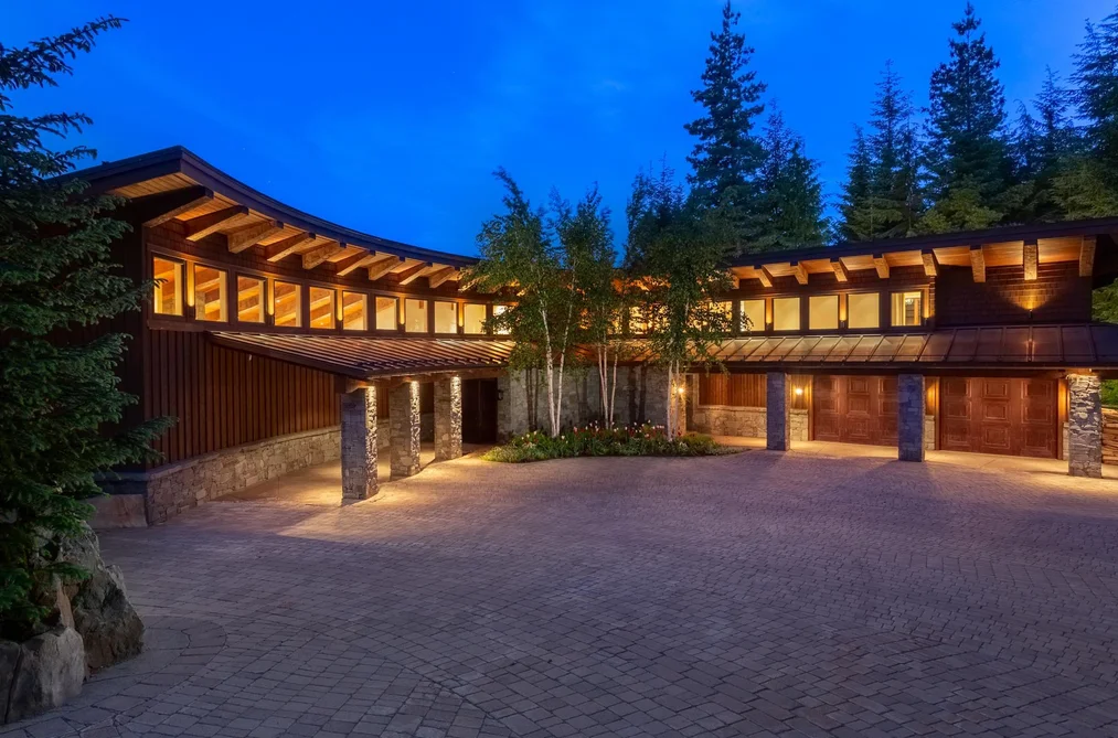 5476 STONEBRIDGE PLACE, Whistler BC V0N 1B5, Whistler BC — Residential for Sale - Photo 2