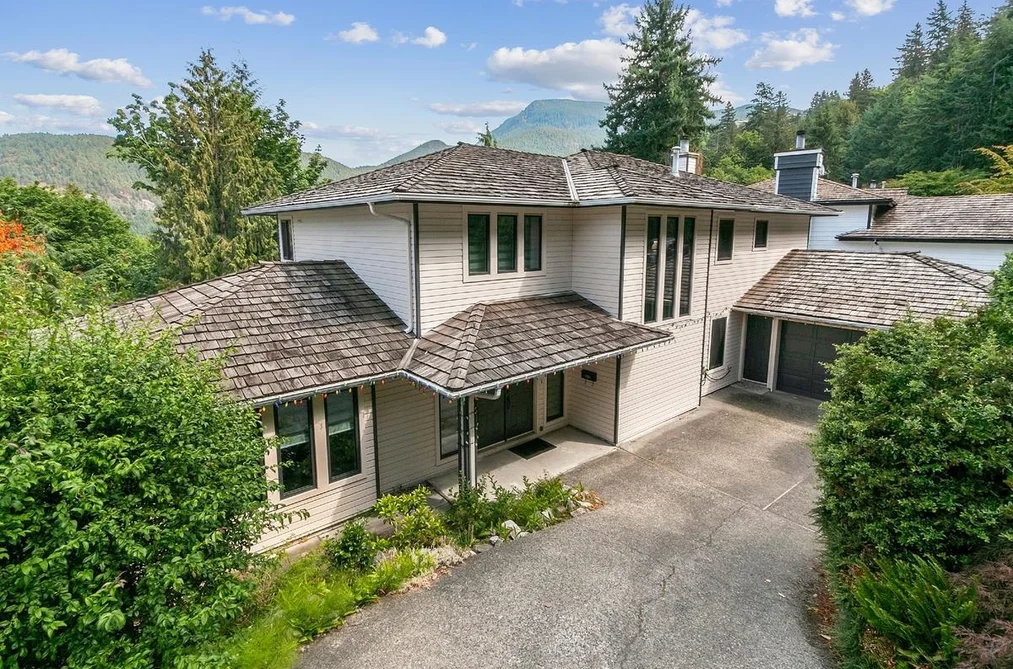 House for sale at 5479 Keith Road West Vancouver British Columbia - MLS: R3113401